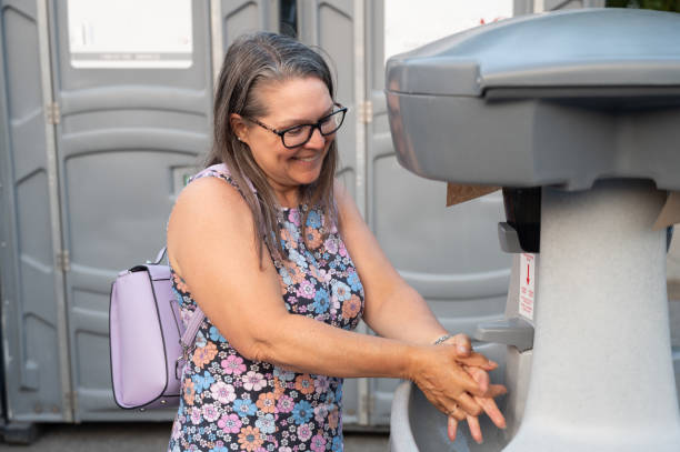 Affordable portable toilet rental in Gold River, CA